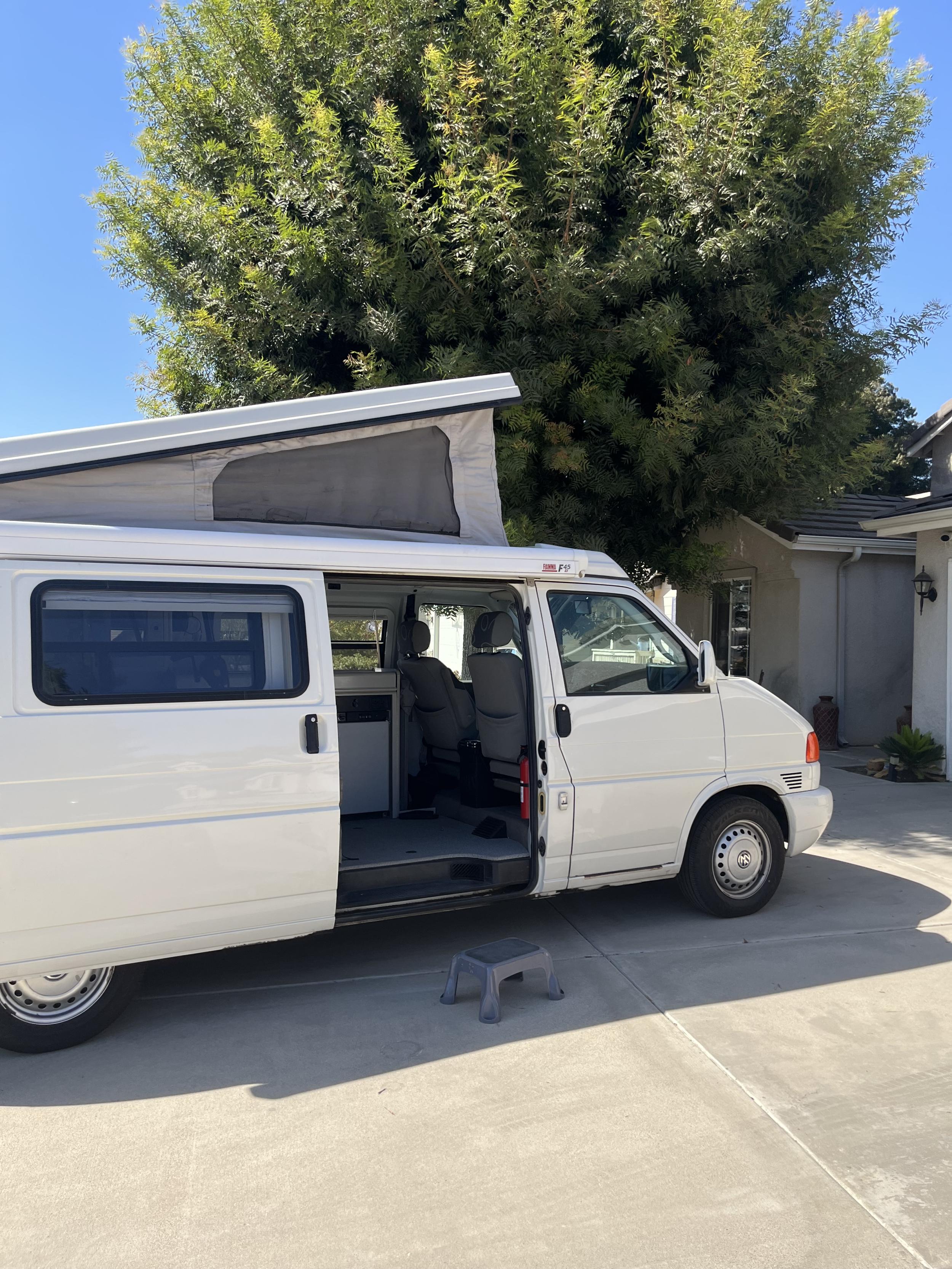 2000 Volkswagen Eurovan - 2