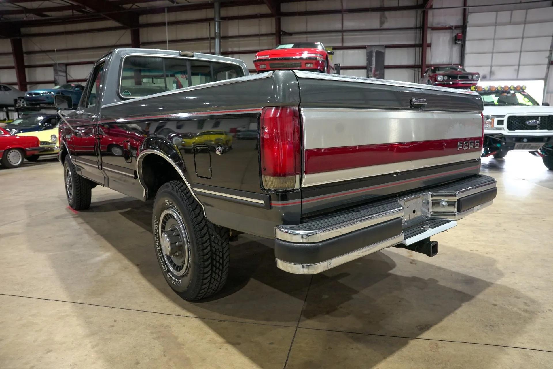 1990 Ford F-250 XLT Lariat