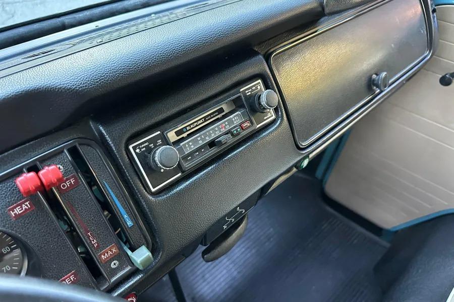 1974 Volkswagen Type 2 Kombi