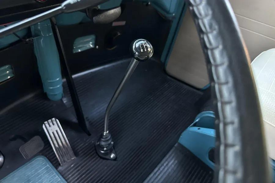 1974 Volkswagen Type 2 Kombi