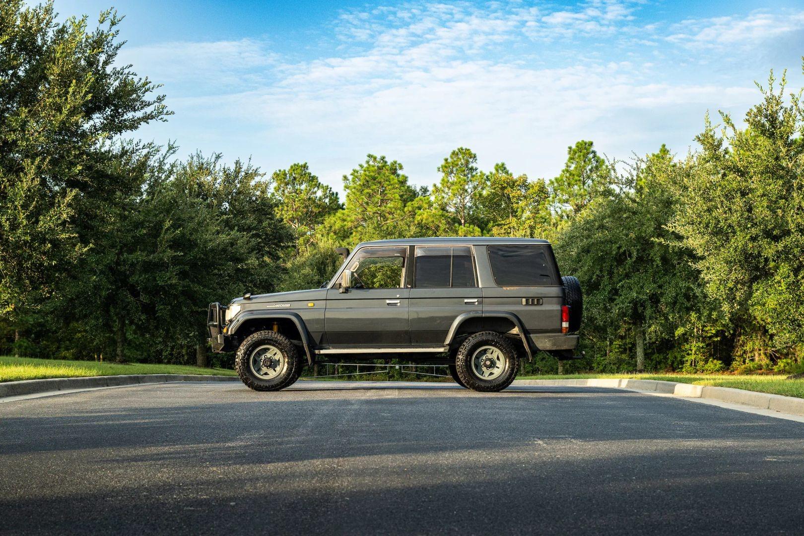 1994 Toyota Land Cruiser KZJ77