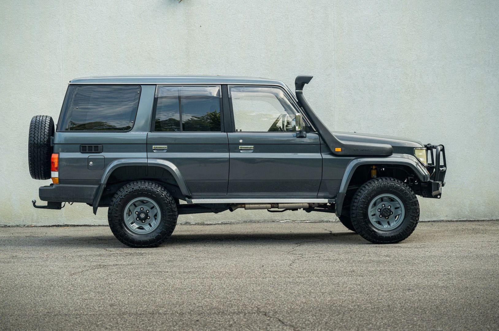 1994 Toyota Land Cruiser KZJ77