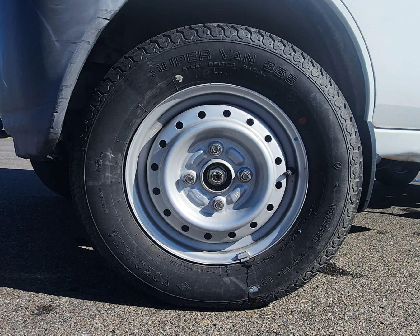 1999 Suzuki Carry Dump