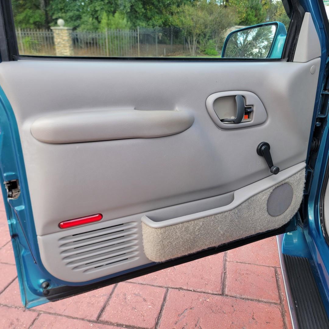 1997 GMC Sierra SL