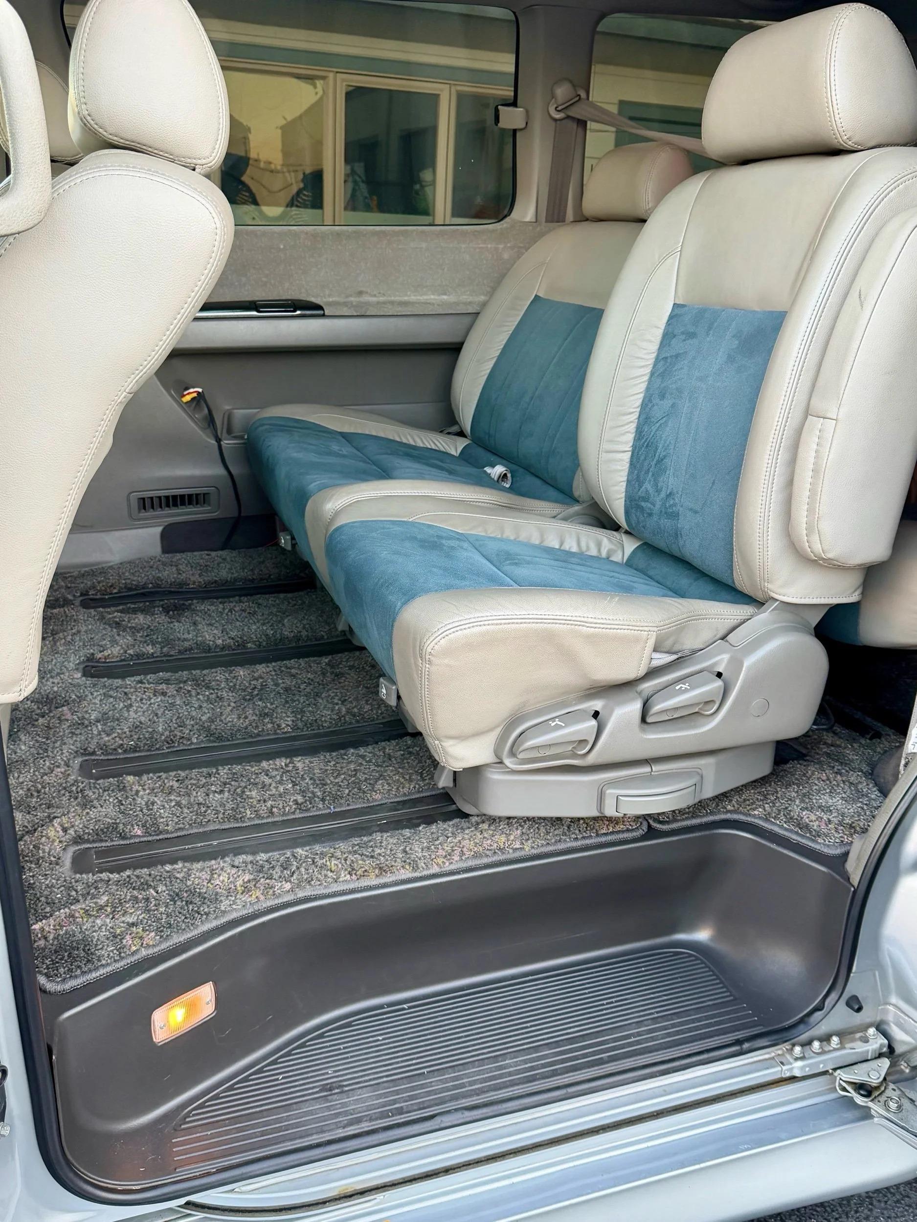 1998 Nissan Elgrand