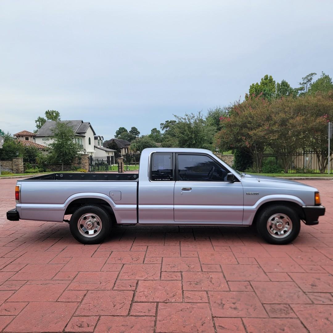 1989 Mazda B2200 Cab Plus
