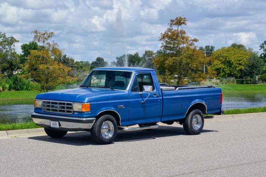 1991 Ford F-150 XLT Lariat