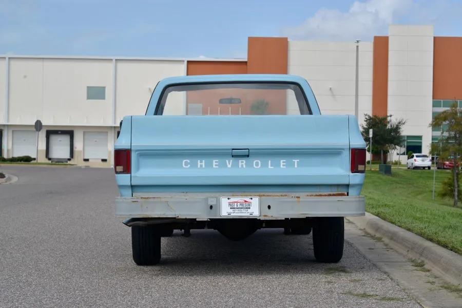 1976 Chevrolet C10 Custom Deluxe