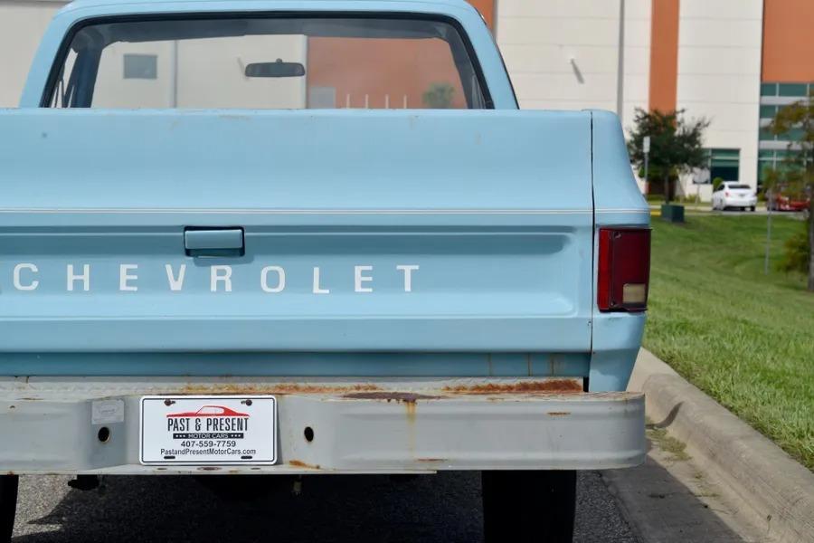 1976 Chevrolet C10 Custom Deluxe