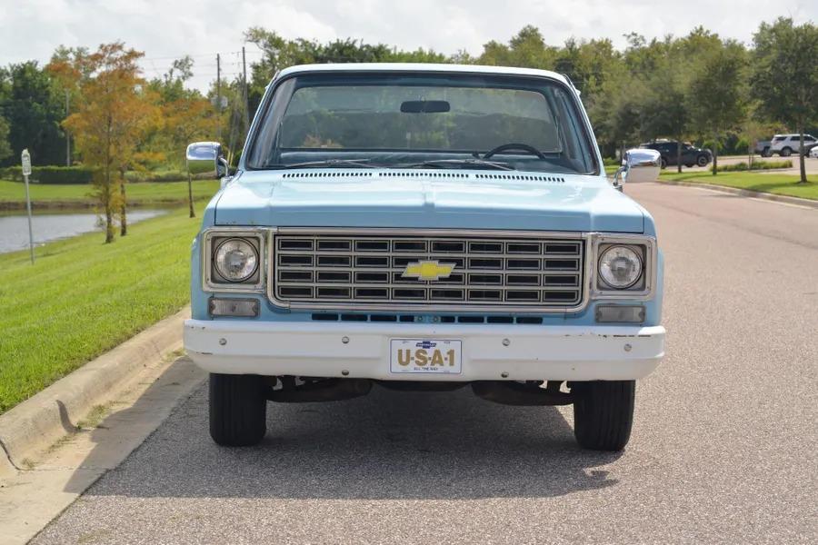 1976 Chevrolet C10 Custom Deluxe