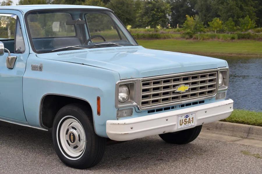 1976 Chevrolet C10 Custom Deluxe