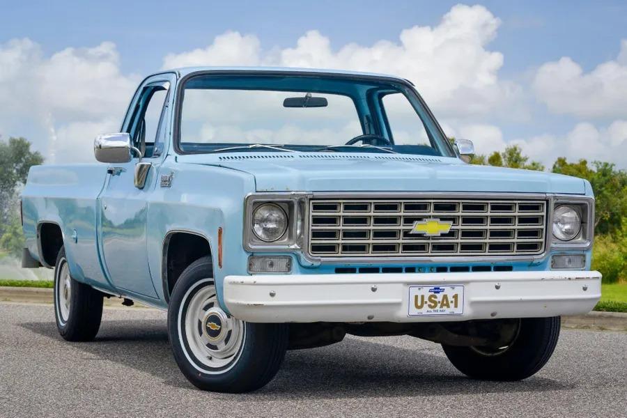 1976 Chevrolet C10 Custom Deluxe