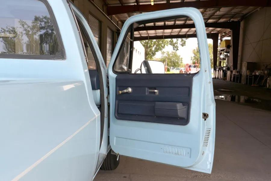 1976 Chevrolet C10 Custom Deluxe