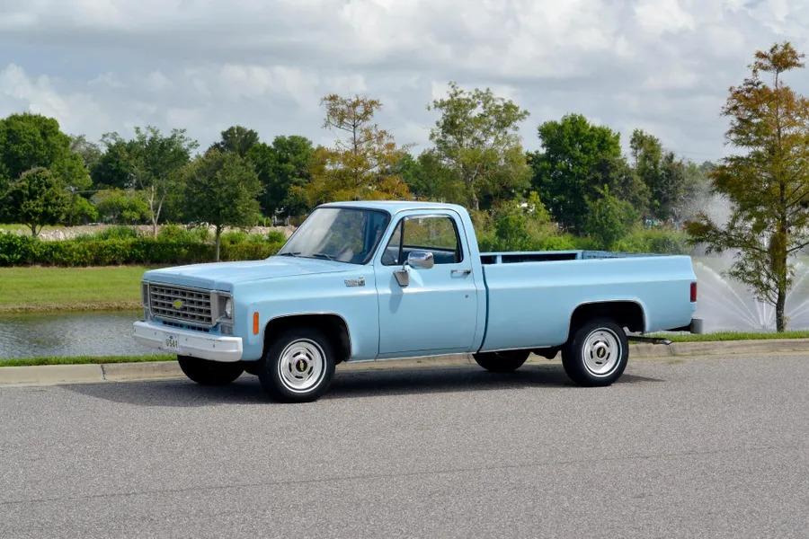 1976 Chevrolet C10 Custom Deluxe