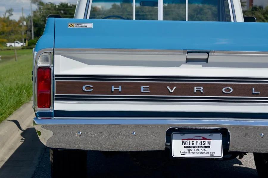 1972 Chevrolet C10 Camper Special