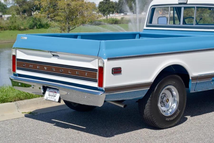 1972 Chevrolet C10 Camper Special