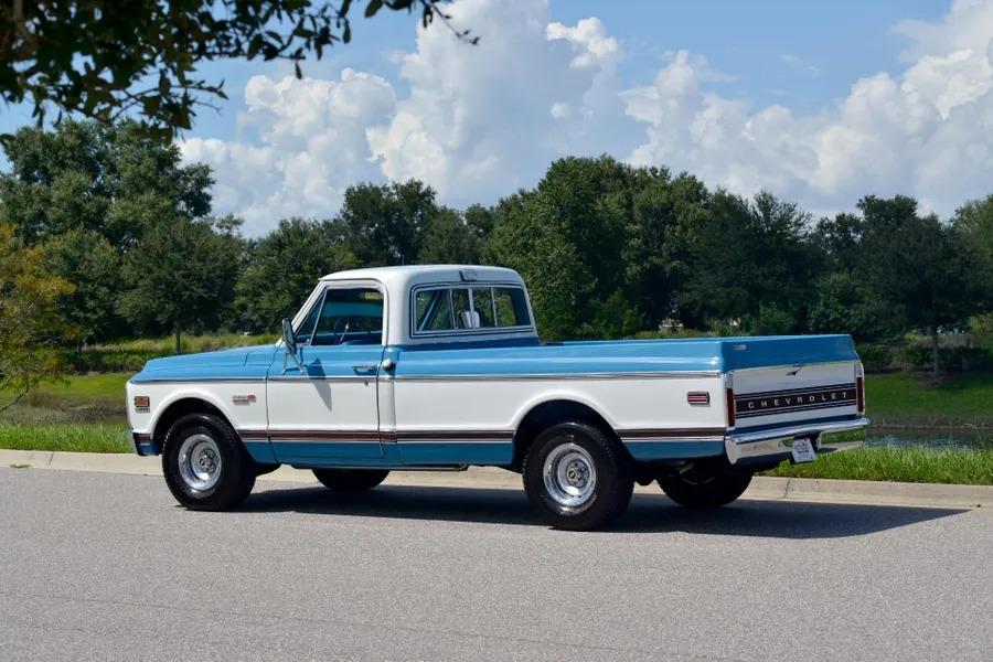 1972 Chevrolet C10 Camper Special - 4