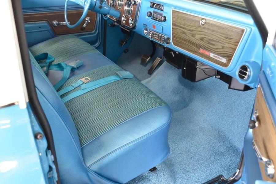 1972 Chevrolet C10 Camper Special