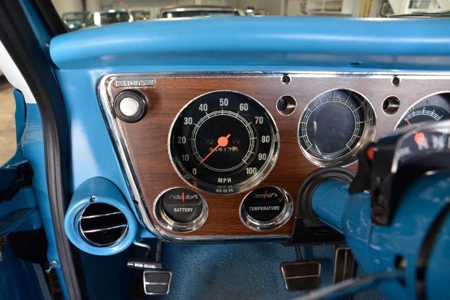 1972 Chevrolet C10 Camper Special