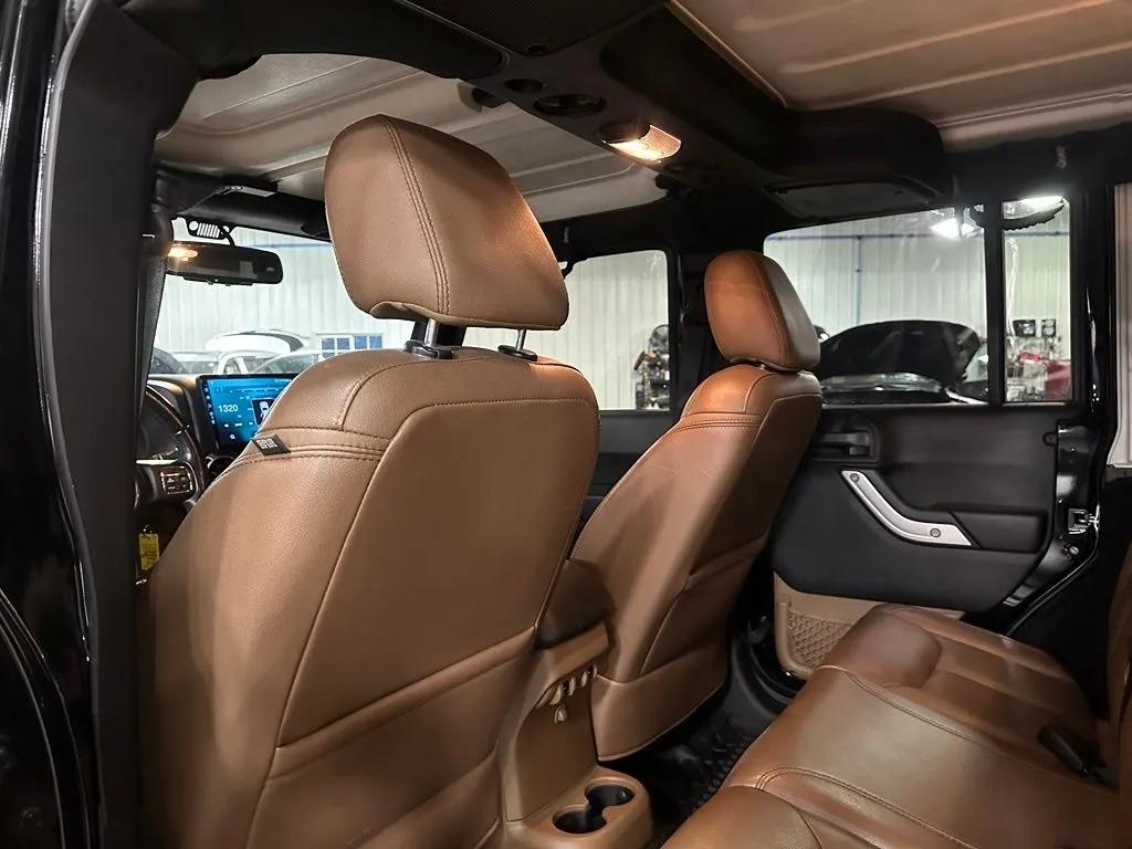 2015 Jeep Wrangler Unlimited Sahara