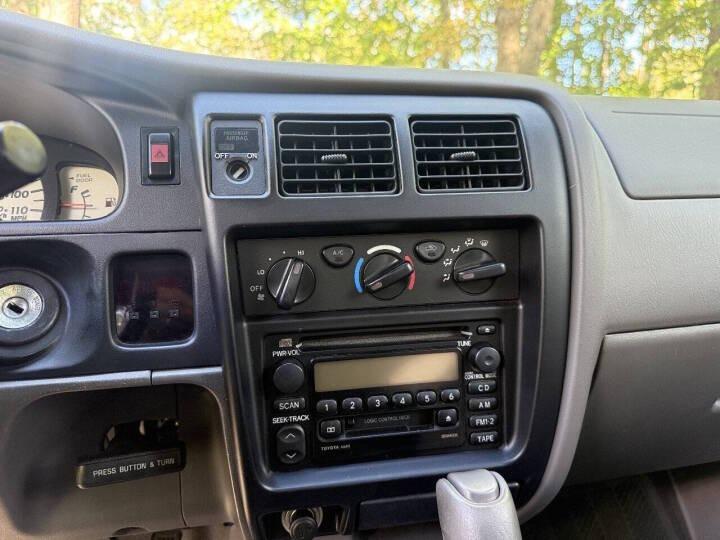 2003 Toyota Tacoma PreRunner V6