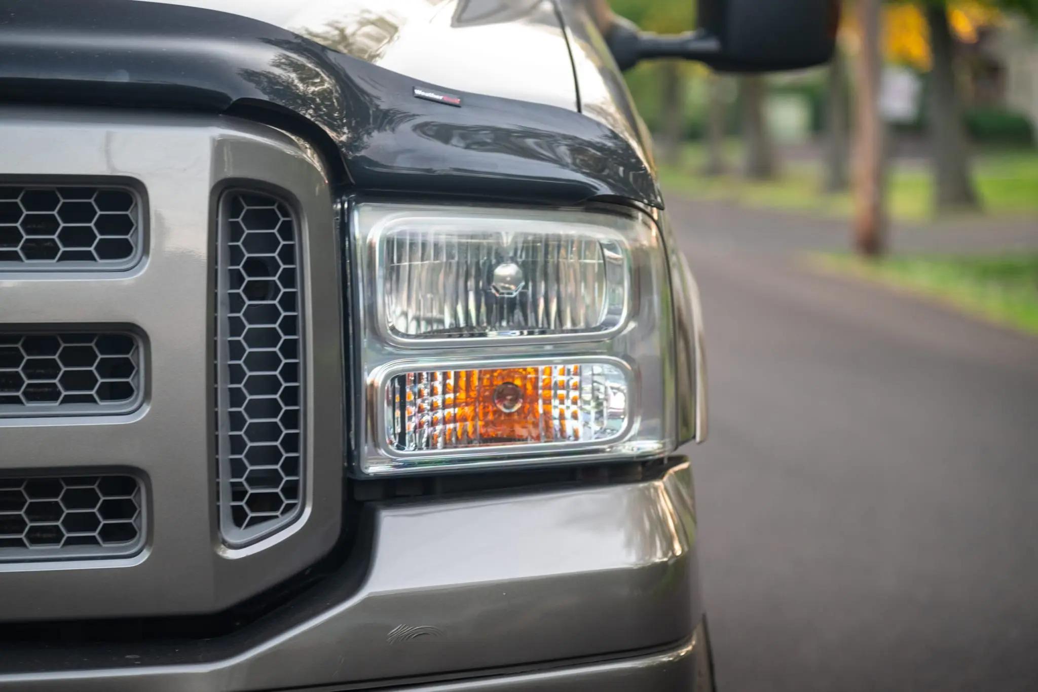 2005 Ford Excursion Eddie Bauer Power Stroke 4×4