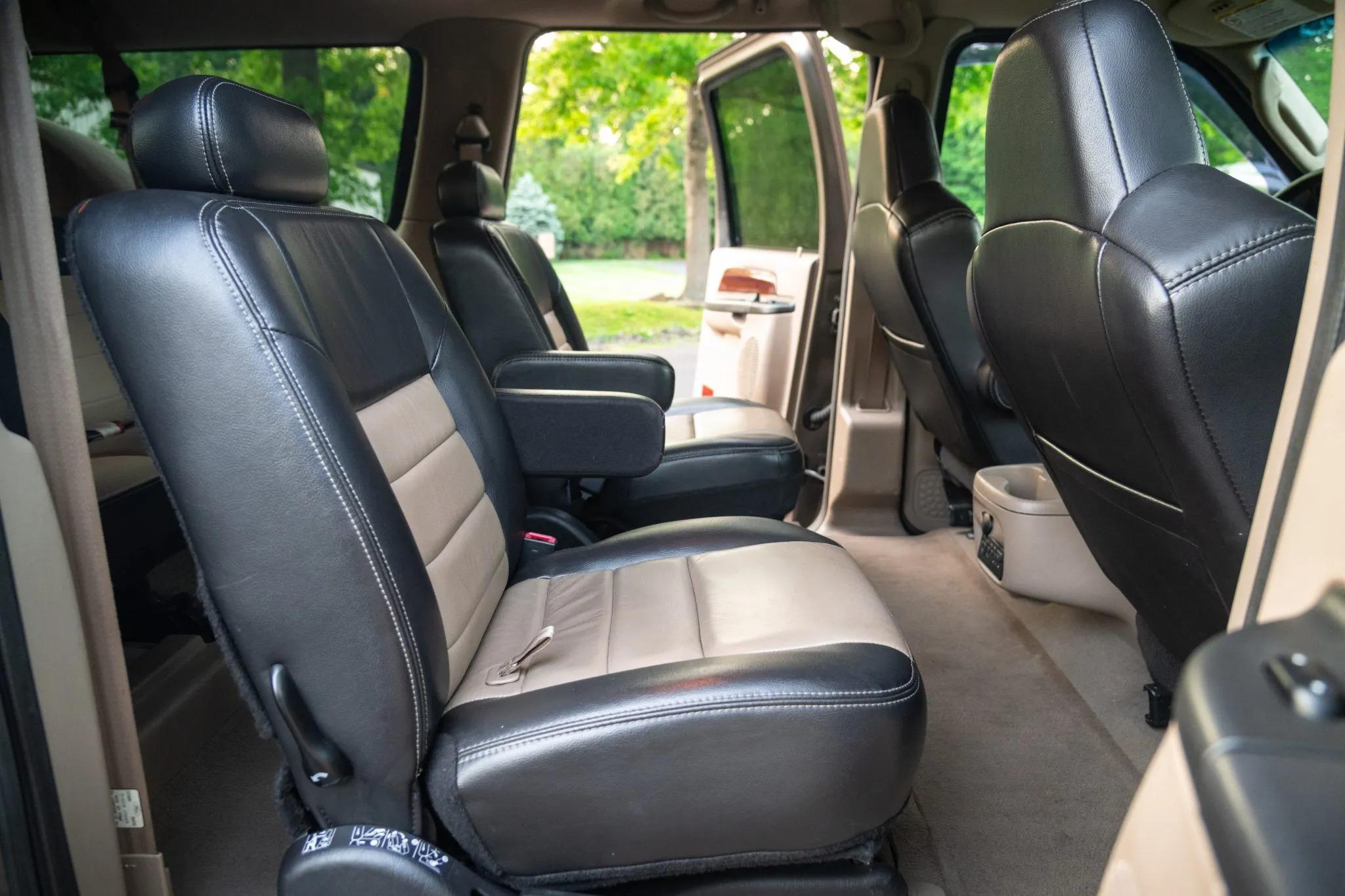 2005 Ford Excursion Eddie Bauer Power Stroke 4×4