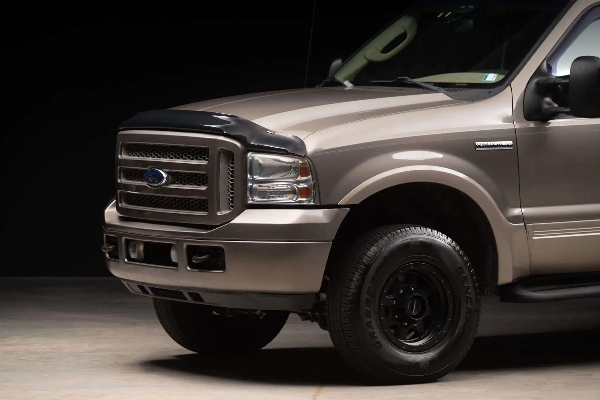 2005 Ford Excursion Eddie Bauer Power Stroke 4×4