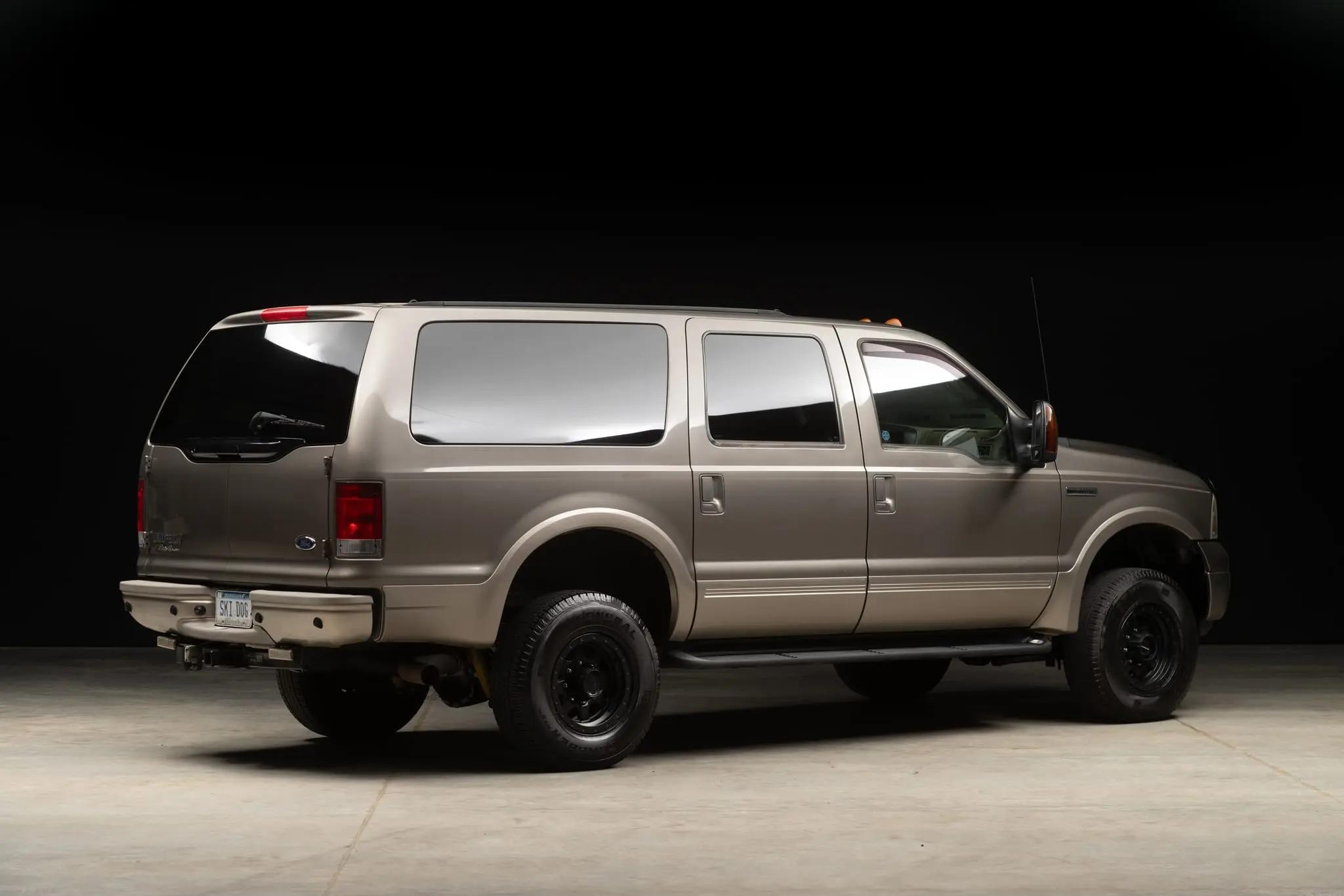 2005 Ford Excursion Eddie Bauer Power Stroke 4×4 - 3