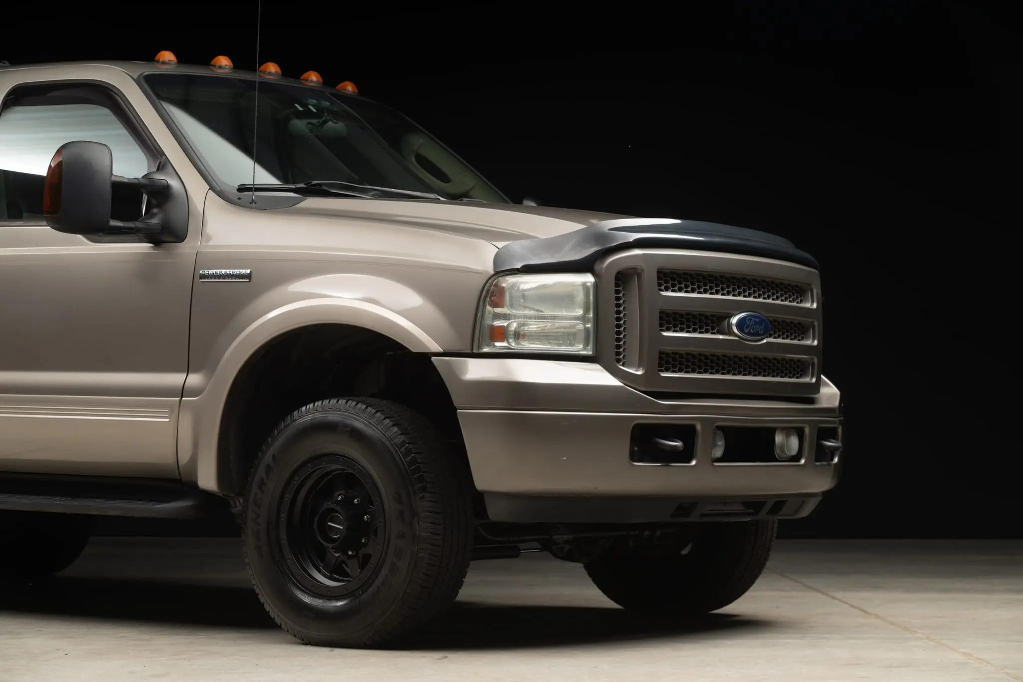 2005 Ford Excursion Eddie Bauer Power Stroke 4×4