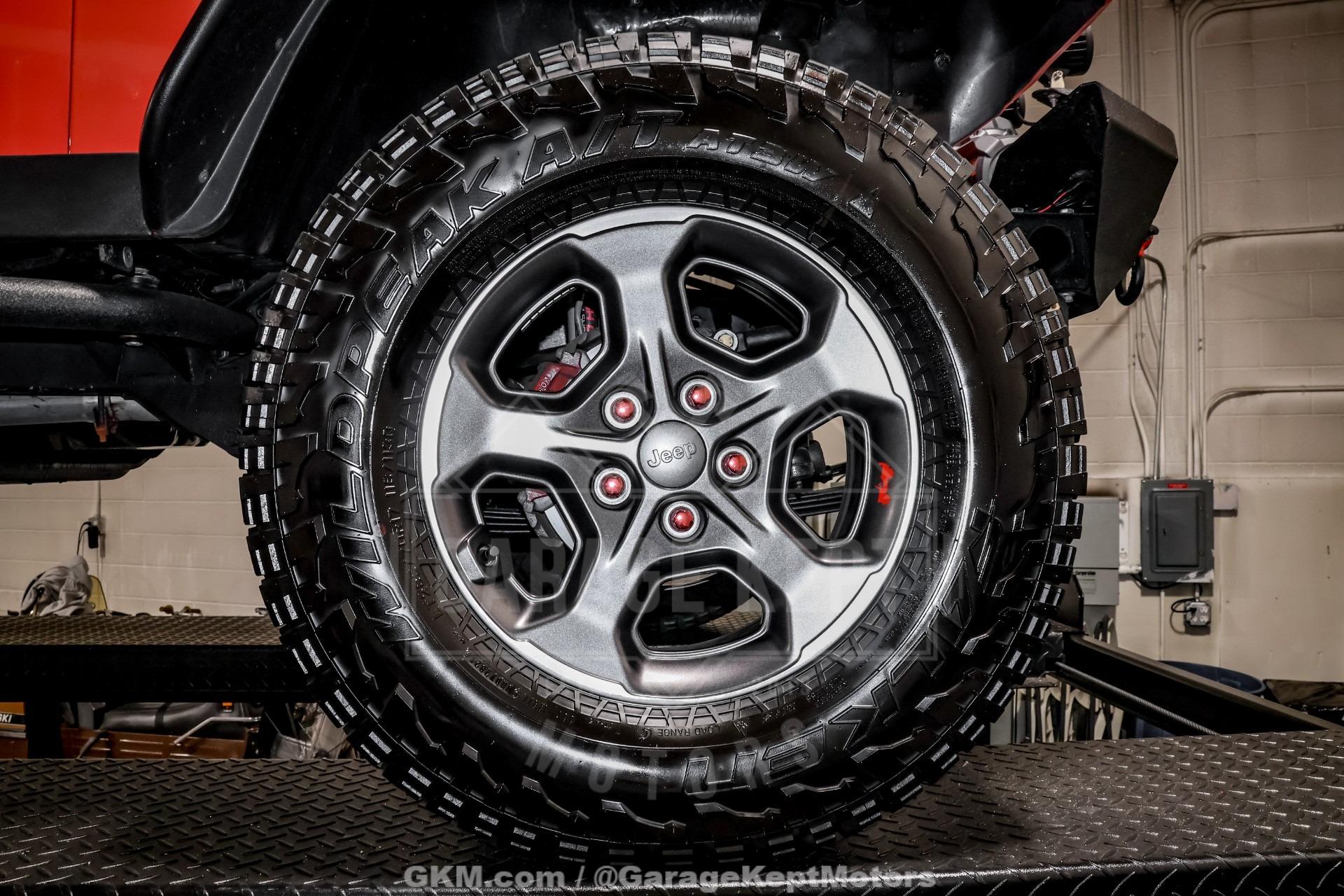 6.0L V8-Powered 1995 Jeep Wrangler Rio Grande