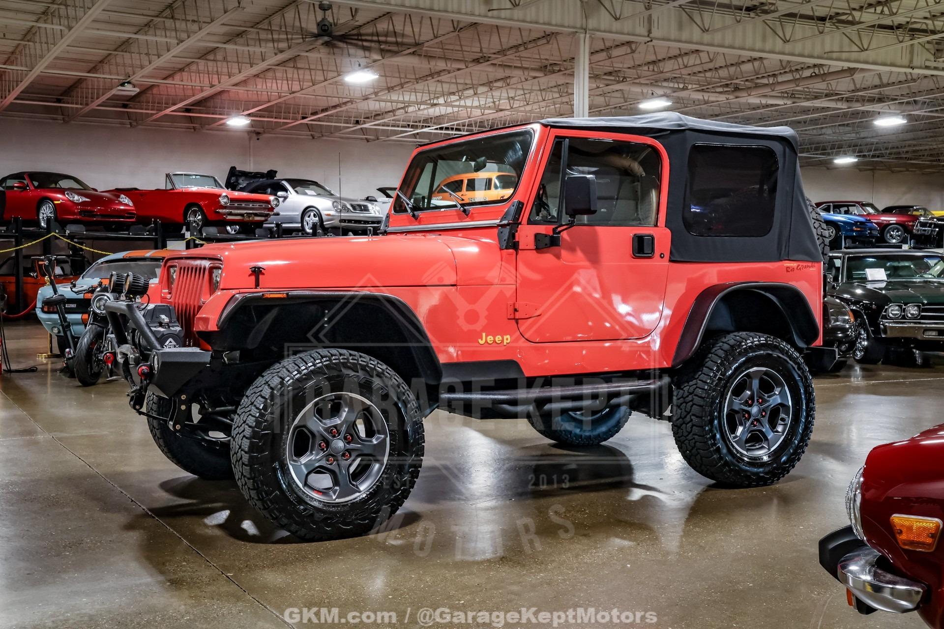 6.0L V8-Powered 1995 Jeep Wrangler Rio Grande - 5