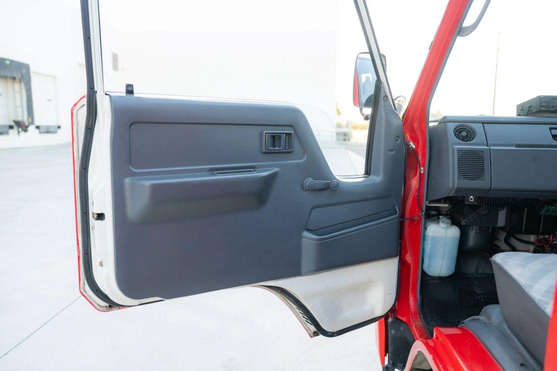 1991 Toyota HiAce Fire Truck