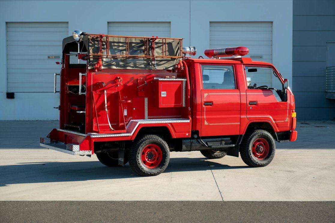 1991 Toyota HiAce Fire Truck