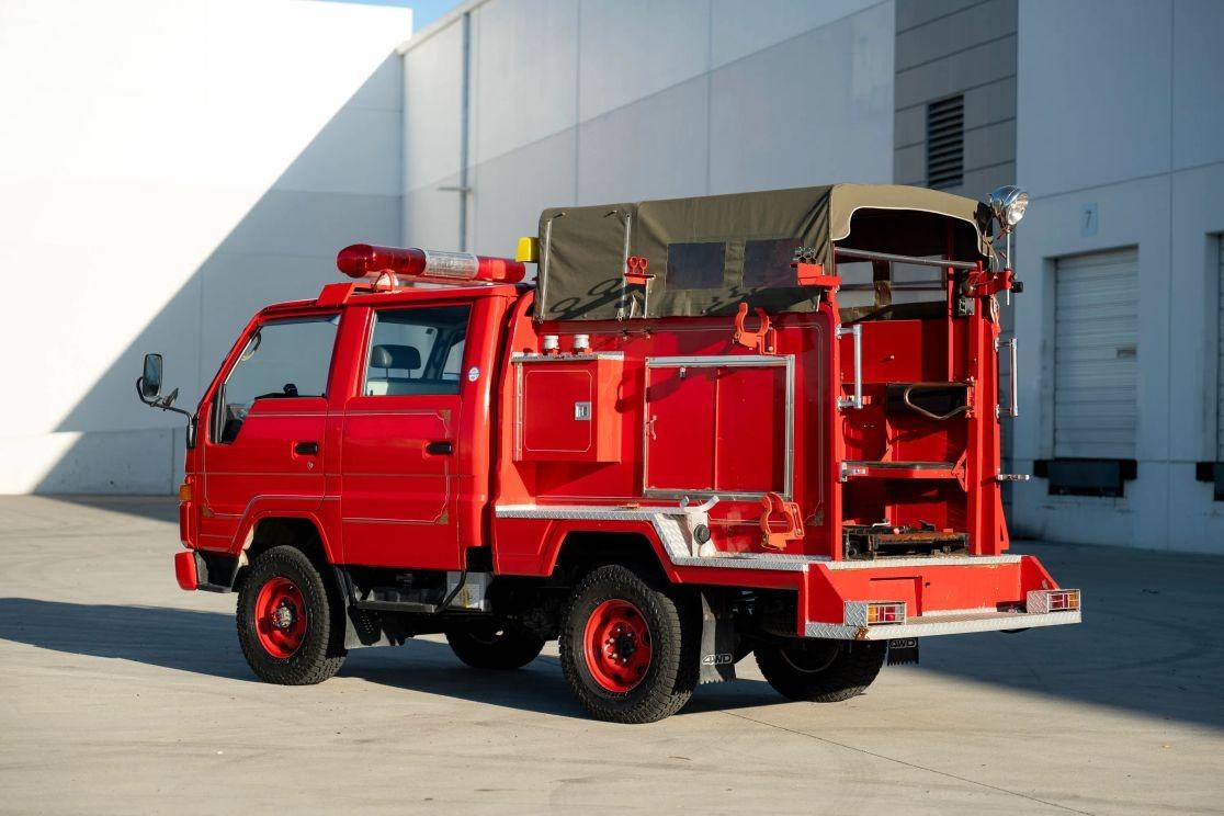 1991 Toyota HiAce Fire Truck - 4