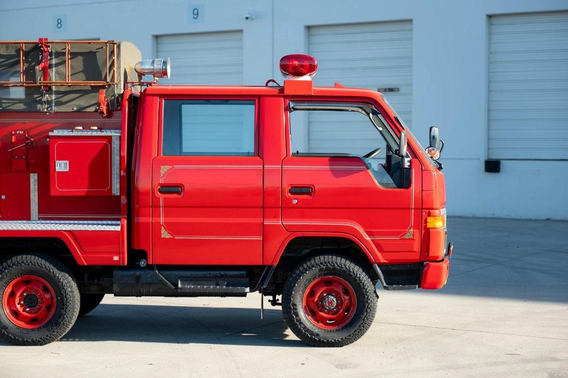 1991 Toyota HiAce Fire Truck