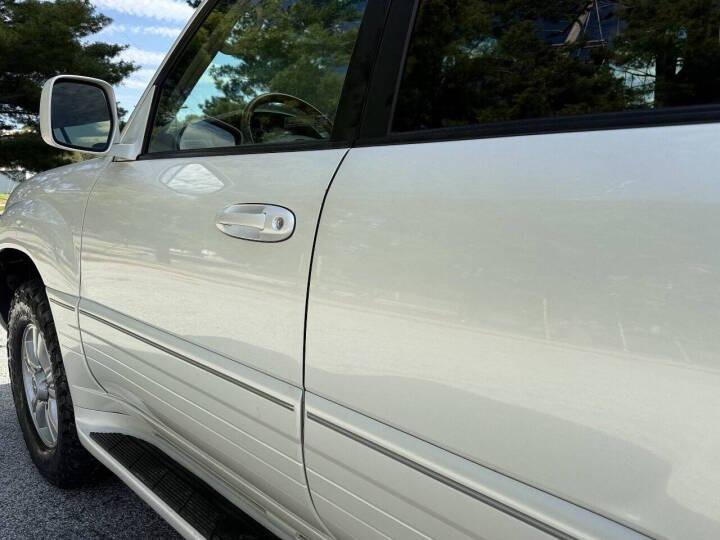 2005 Lexus LX 470