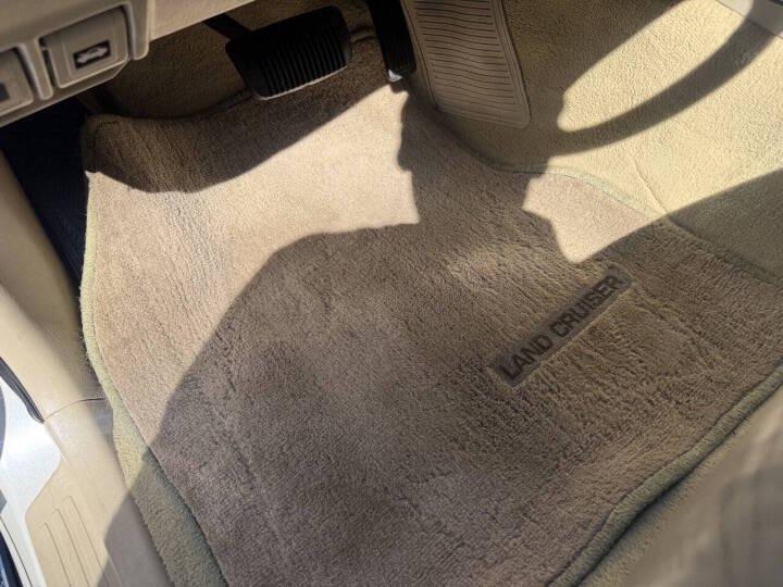 2005 Lexus LX 470