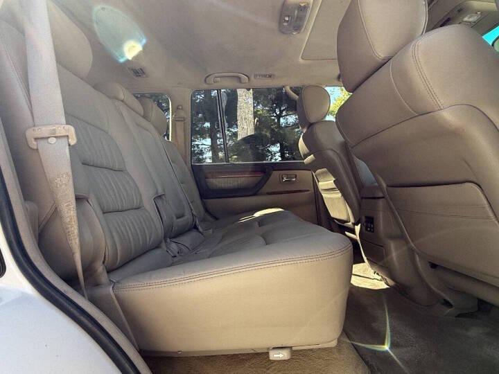 2005 Lexus LX 470