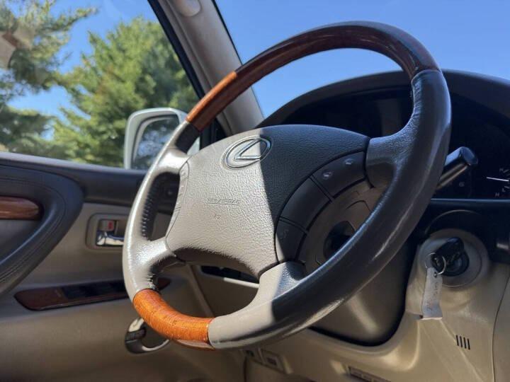 2005 Lexus LX 470