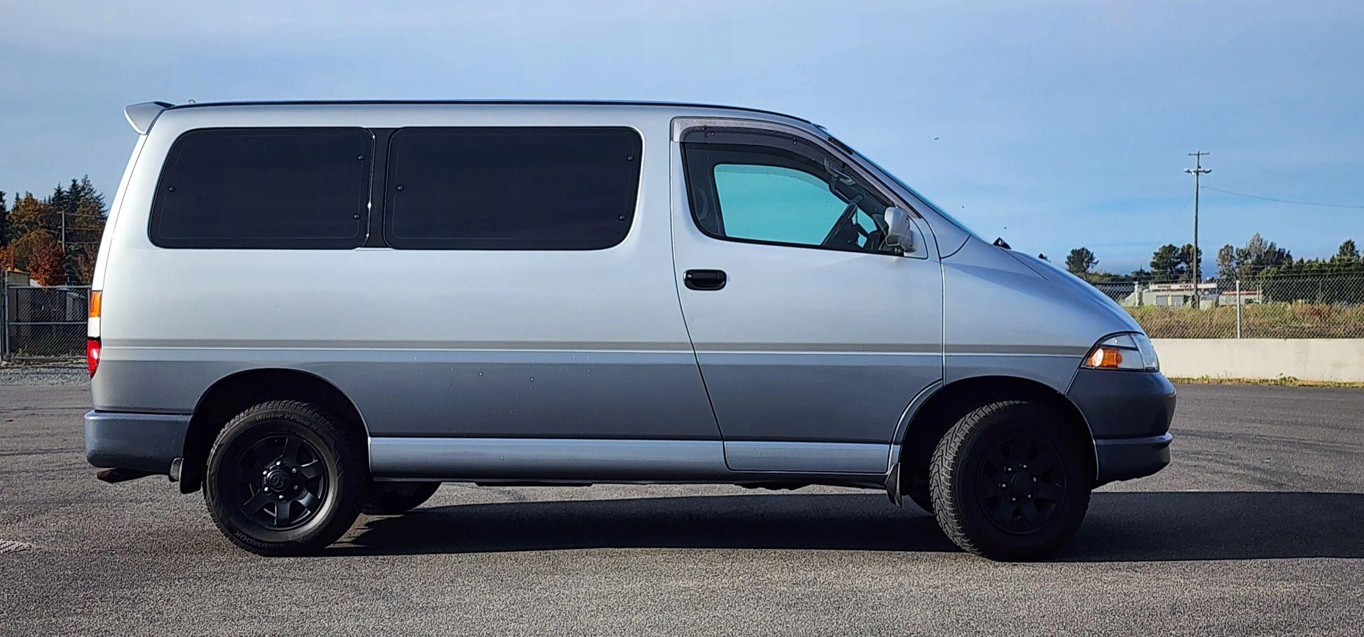 1996 Toyota Granvia