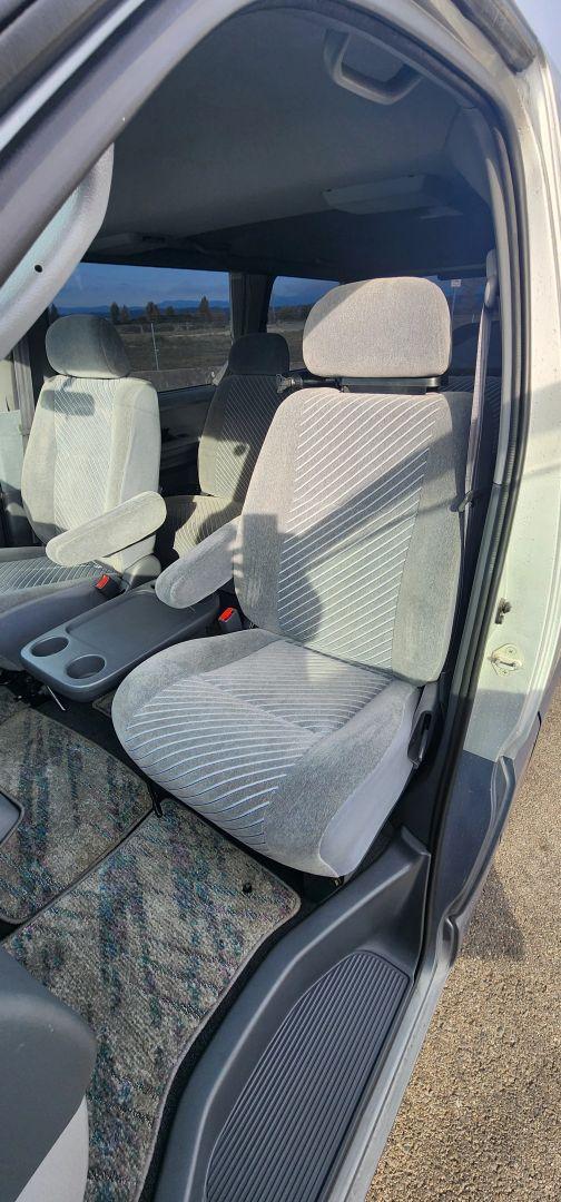 1996 Toyota Granvia