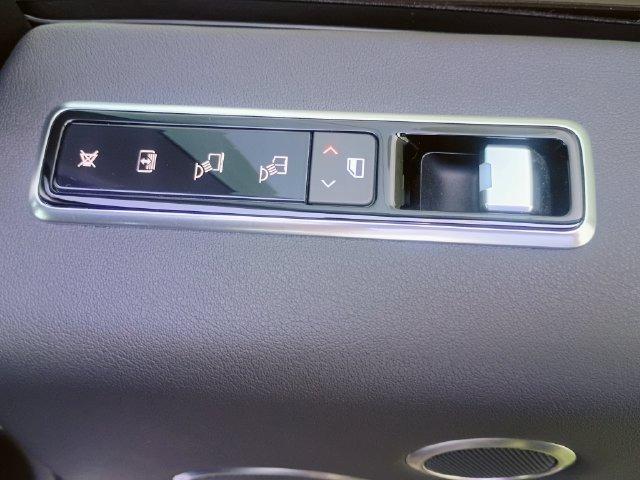 2020 Land Rover Range Rover P525 HSE