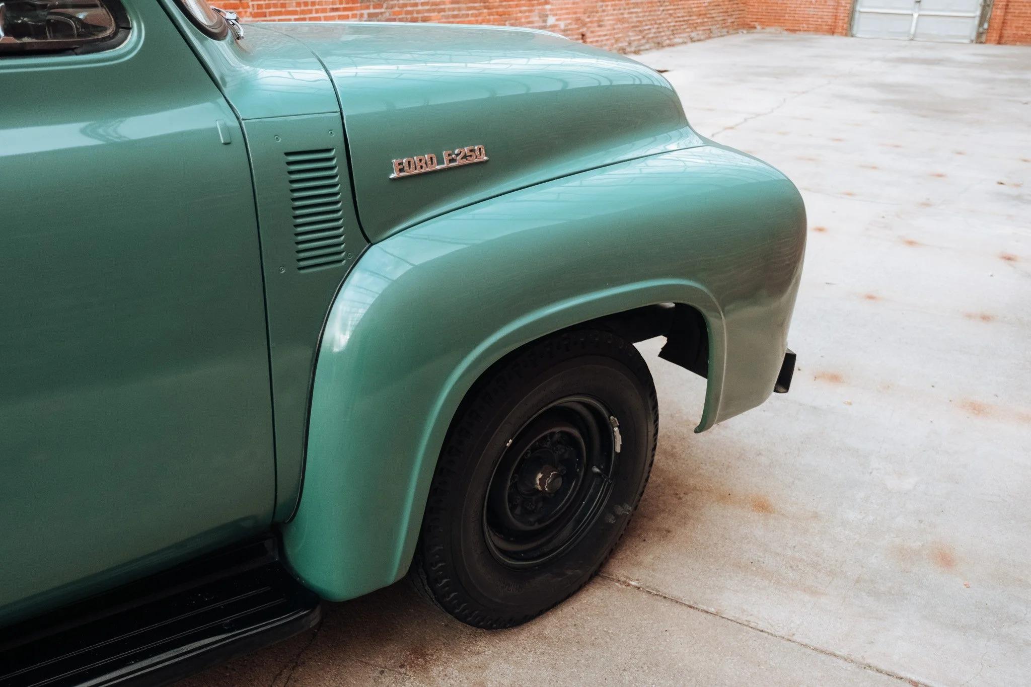 1954 Ford F-250