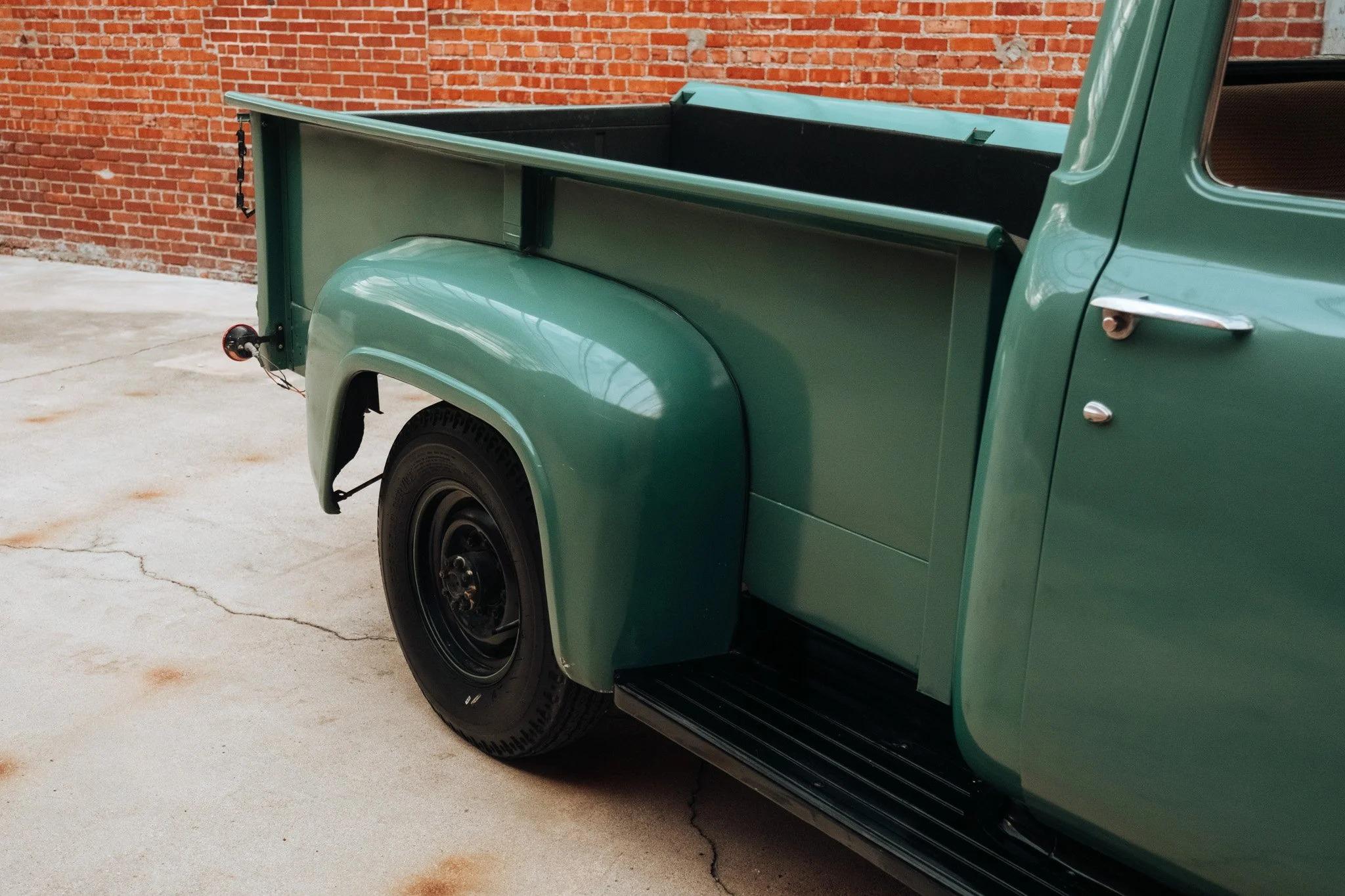 1954 Ford F-250
