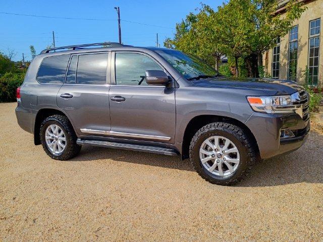 2019 Toyota Land Cruiser