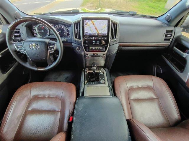 2019 Toyota Land Cruiser