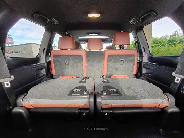 2019 Toyota Land Cruiser