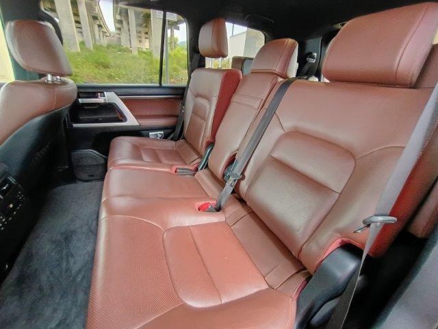 2019 Toyota Land Cruiser