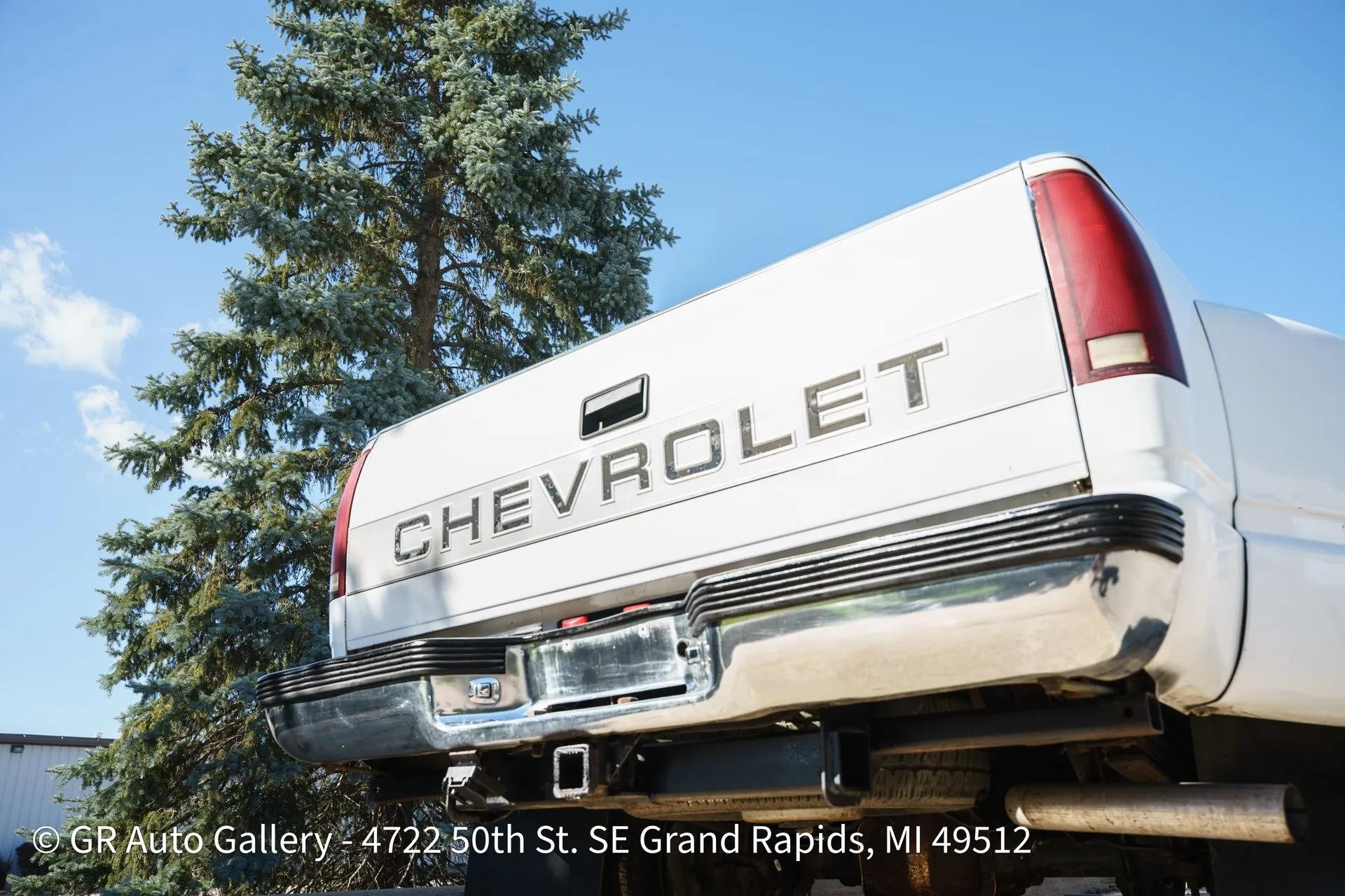 1996 Chevrolet Silverado K3500 4X4 Crew Cab